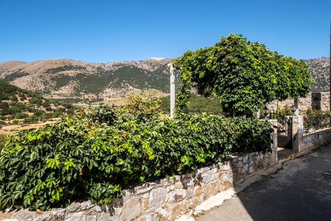 Stone Built Villa Galatia, Poolside & Perfect View Kares Екстер'єр фото